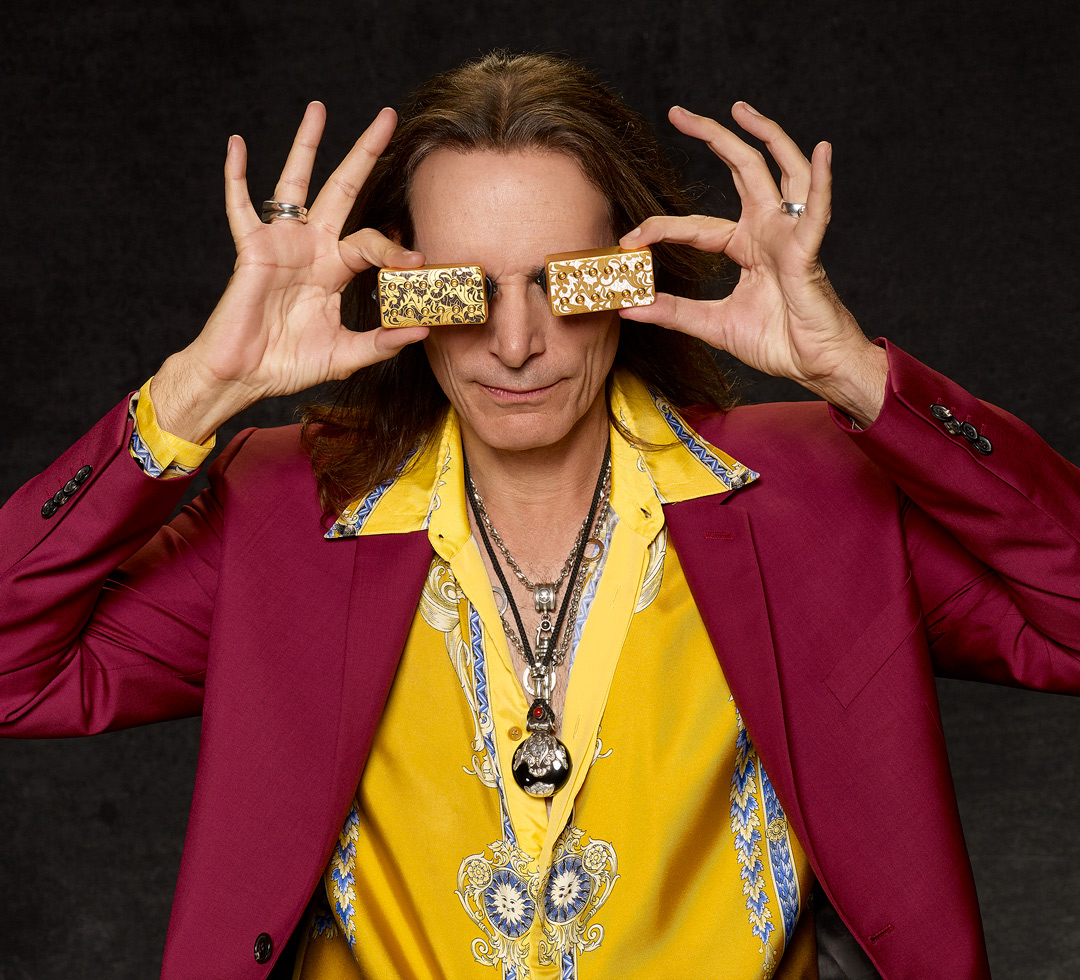 Steve Vai uses Utopia™ Neck & Bridge Pickups