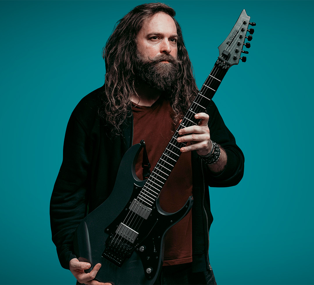 Donny Burbage plays DiMarzio