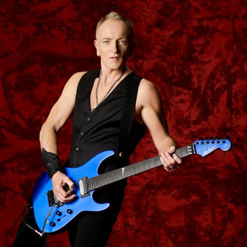 Phil Collen photo by Larry DiMarzio