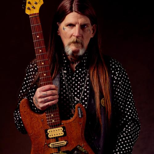 Dylan Carlson plays DiMarzio