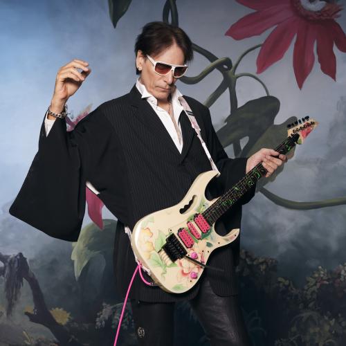 Steve Vai ClipLock® — UtoPIA™ White & Gold Guitar Strap | DiMarzio