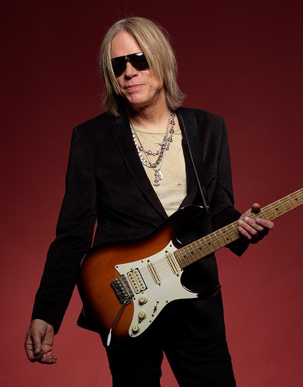 Andy Timmons in conversation with Larry DiMarzio